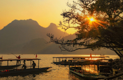 Cuộc đời tươi đẹp qua lăng kính Hoàng Thao