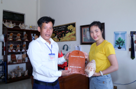 Trái tim người giữ đảo