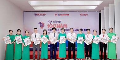Các cơ quan, đơn vị chúc mừng Tạp chí Văn nghệ Thái Nguyên nhân kỷ niệm 100 năm Ngày Báo chí Cách mạng Việt Nam