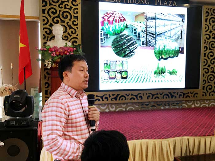TS. Hà Duy Trường, Giám đốc Trung tâm đào tạo nghiên cứu giống cây trồng và vật nuôi - ĐH Nông Lâm Thái Nguyên tham luận