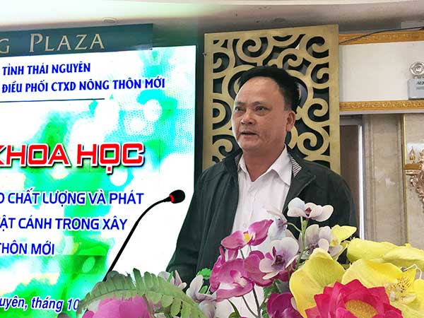 Ông Trần Mạnh Quân, Phó Chủ tịch Hội Sinh vật cảnh TP. Thái Nguyên tham luận