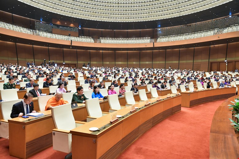 Lắng nghe nguyện vọng của cử tri, đưa chính sách vào cuộc sống