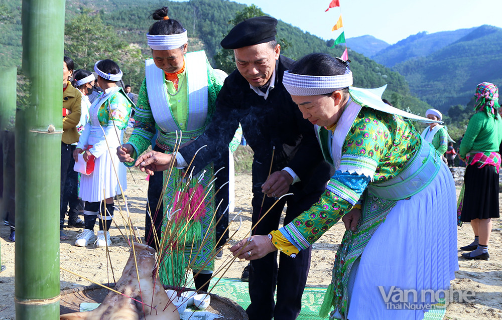 Lễ hội Gầu Tào - tiếng lòng của người Mông