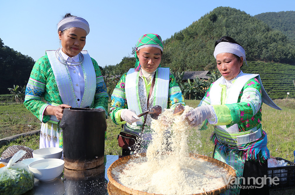 Lễ hội Gầu Tào - tiếng lòng của người Mông