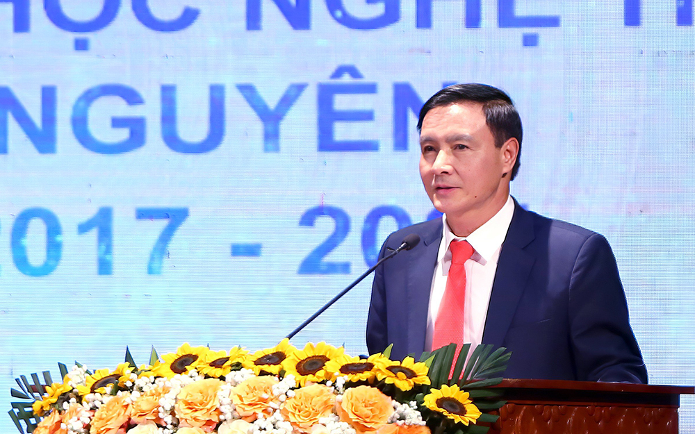 Tôn vinh tài năng trong lĩnh vực Văn học nghệ thuật