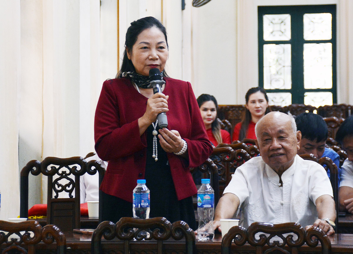 Nhà văn Minh Hằng, thành viên