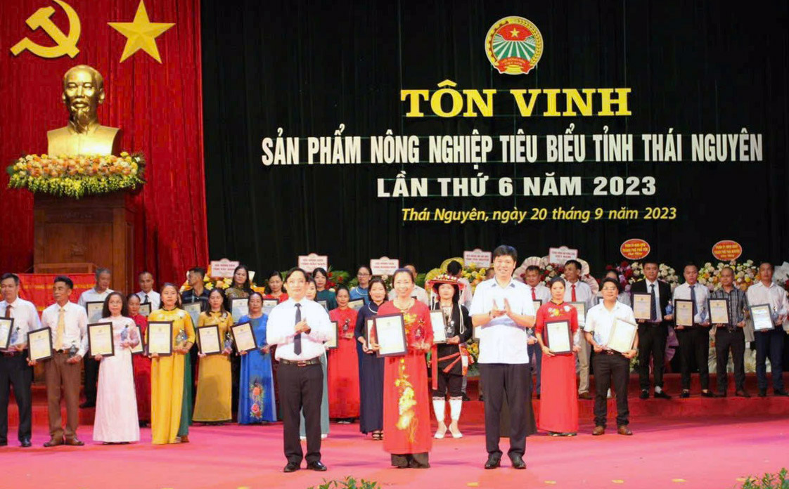 Sản phẩm trà Thanh Long của hợp tác xã được tôn vinh là sản phẩm nông nghiệp tiêu biểu tỉnh Thái Nguyên năm 2023