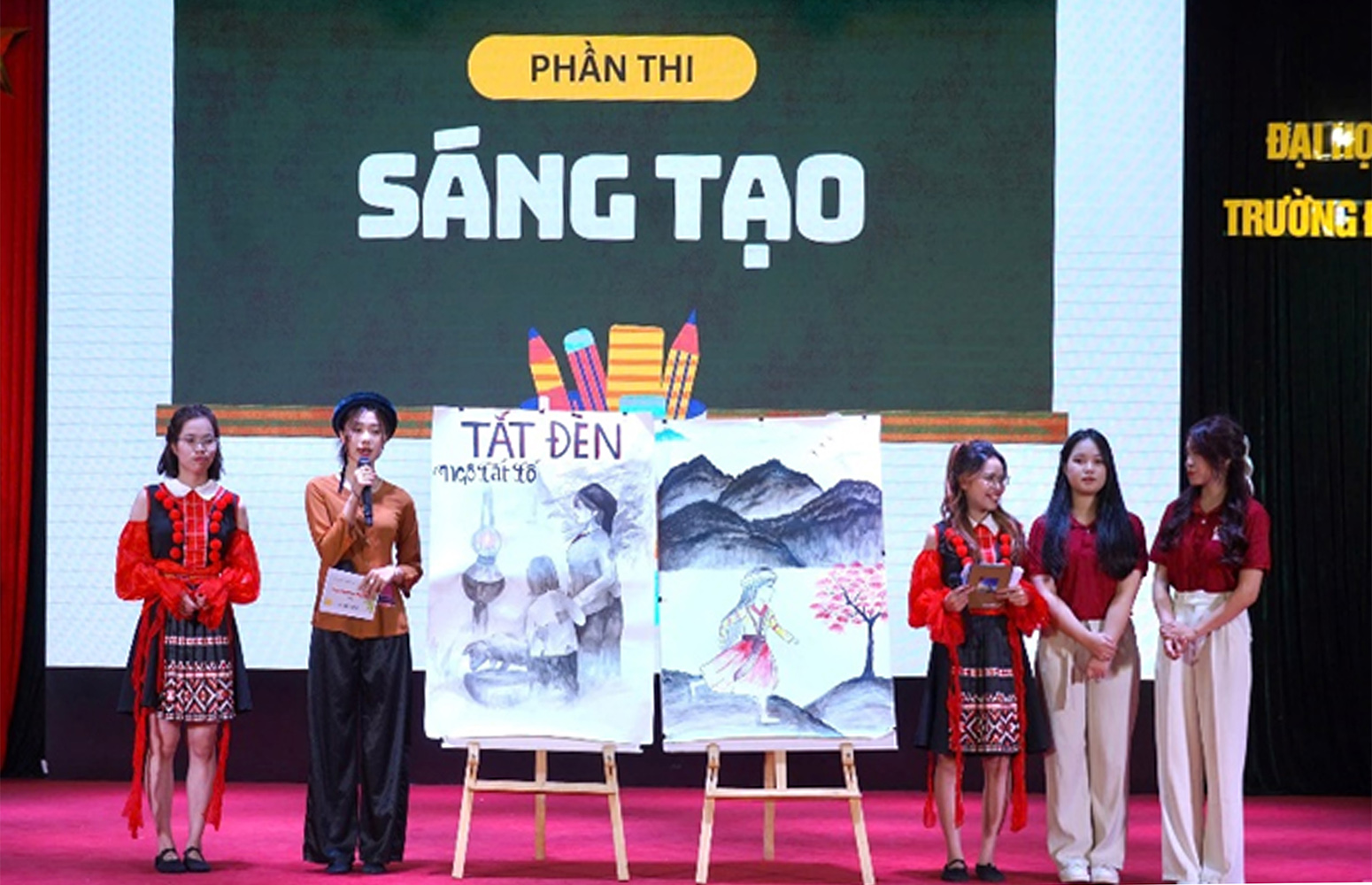 Phần thi Sáng tạo, chuyển thể tác phẩm văn học thành tranh vẽ…