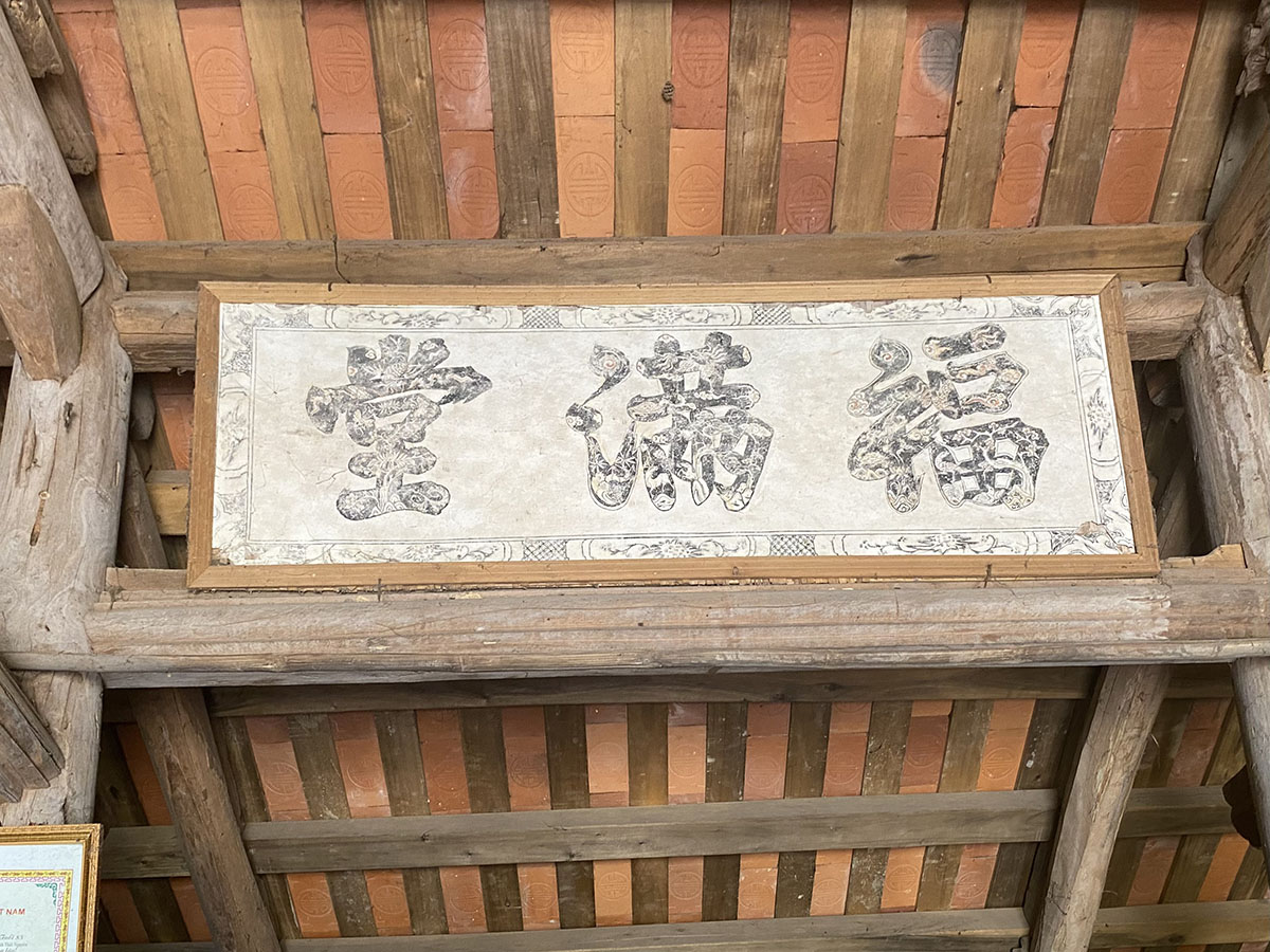 Ba chữ cổ Phúc Mãn Đường trong ngôi nhà cổ