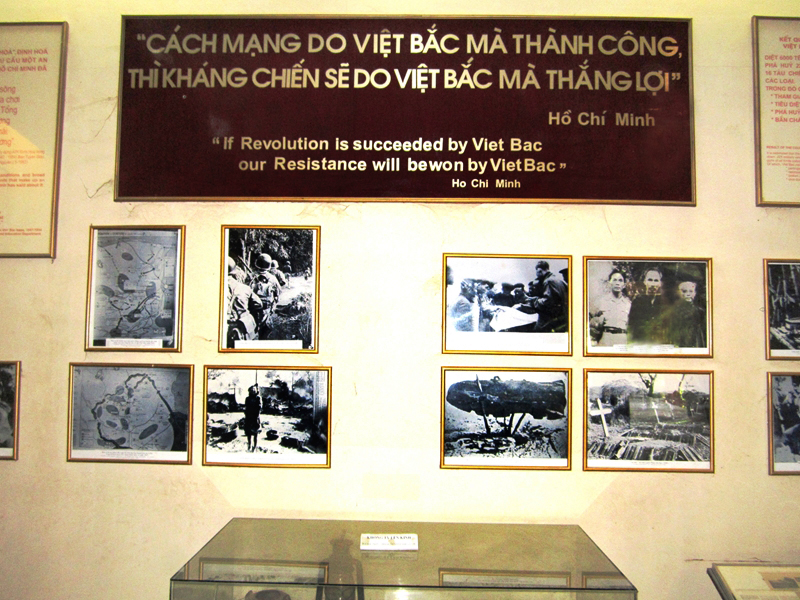 Một gian trưng bày tại Bảo tàng ATK Định Hoá