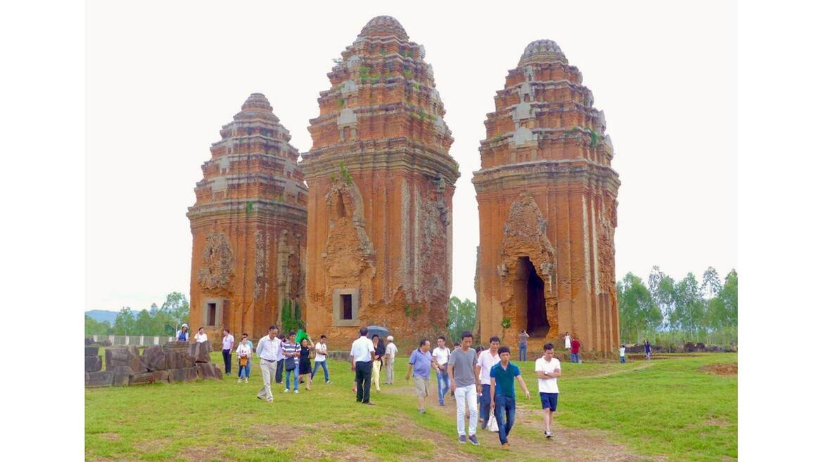 Tháp Dương Long (Tháp Ngà) địa điểm văn hóa, kiến trúc Chămpa của tỉnh Bình Định, nguồn: binhdinh.gov.vn
