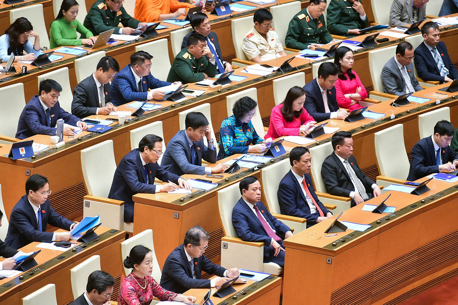 Các đại biểu Quốc hội tham dự một phiên họp
