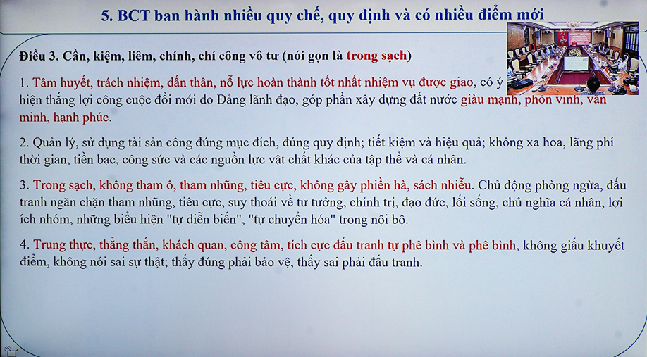 Một nội dung mới về công tác xây dựng Đảng và hệ thống chính trị trong các nghị quyết Hội nghị Trung ương khóa XIII được thông tin trong Hội nghị