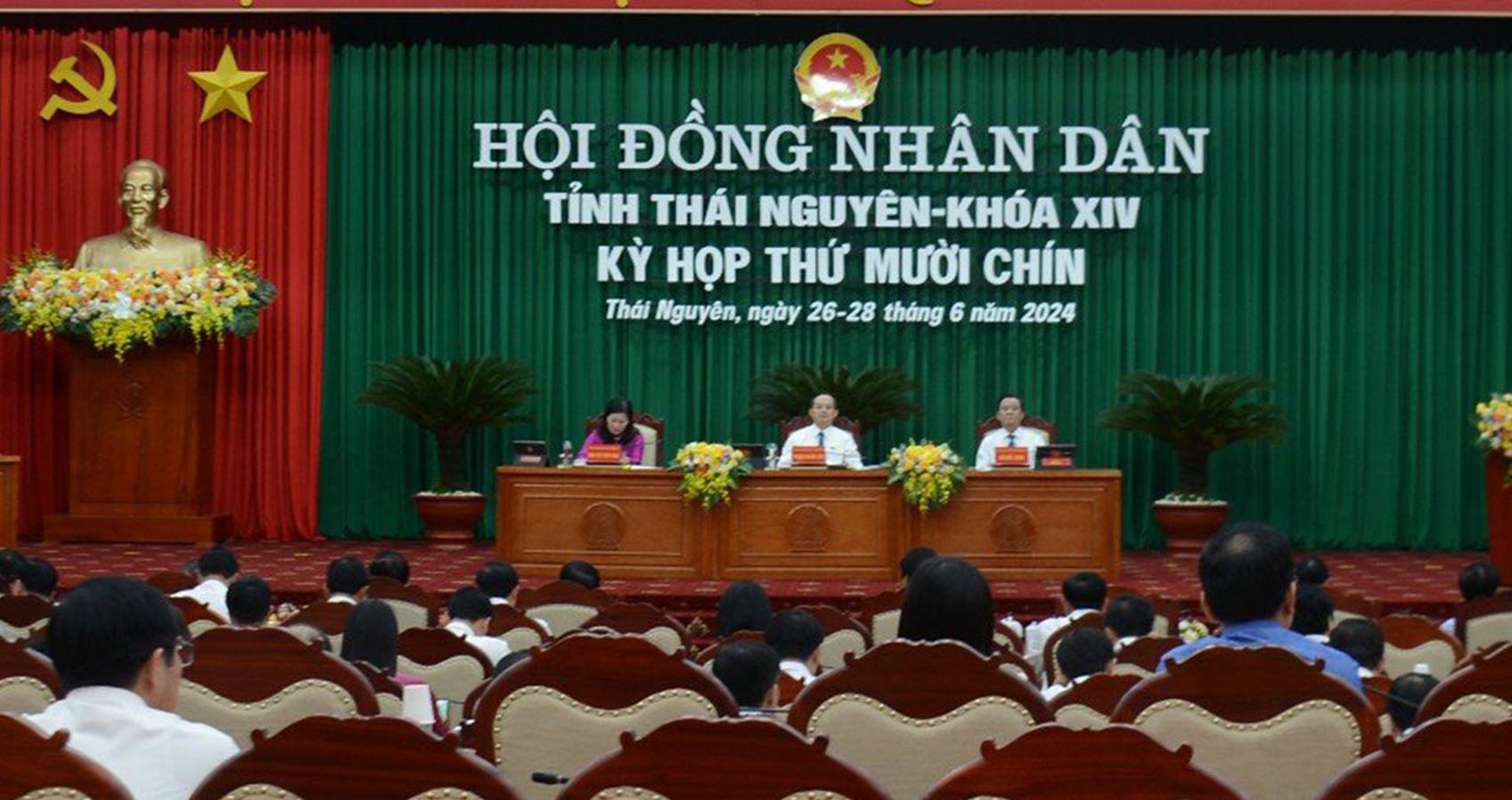 Quang cảnh phiên khai mạc kỳ họp thứ 19, HĐND tỉnh khóa XIV