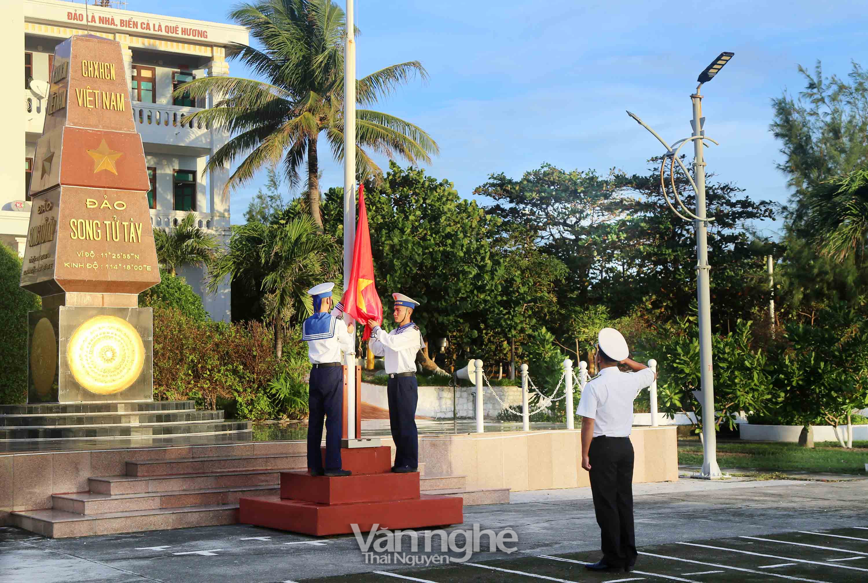 Tết ở nơi đầu sóng