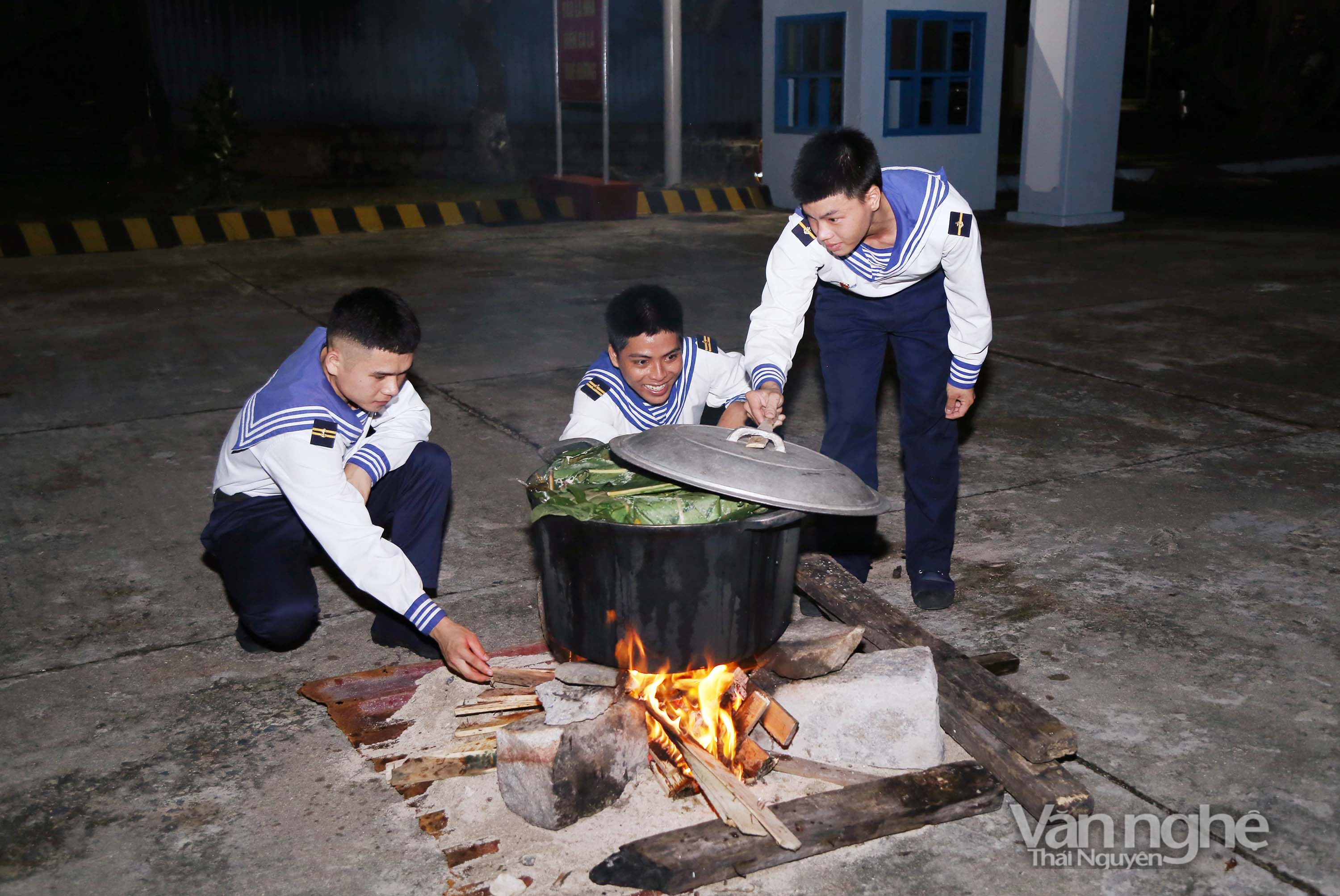 Tết ở nơi đầu sóng