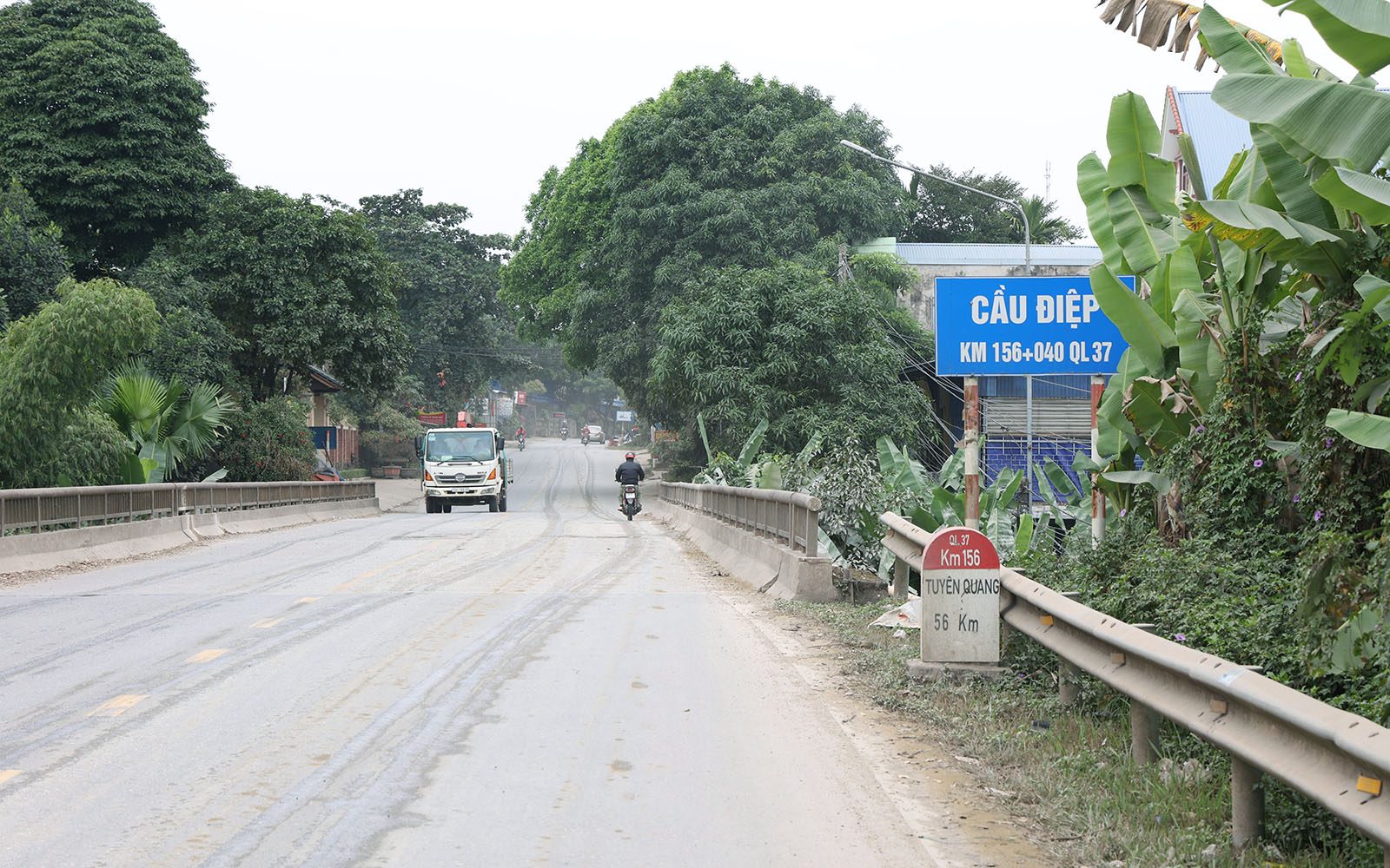 Cầu Điệp trên QL37, đoạn qua xã Tiên Hội. Ảnh: Âu Ngọc Ninh