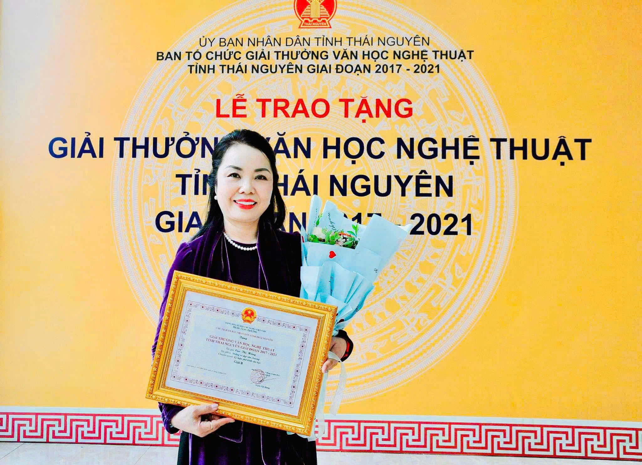 Tác giả nhận Giả B, Giải thưởng VHNT tỉnh Thái Nguyên giai đoạn 2017 - 2021