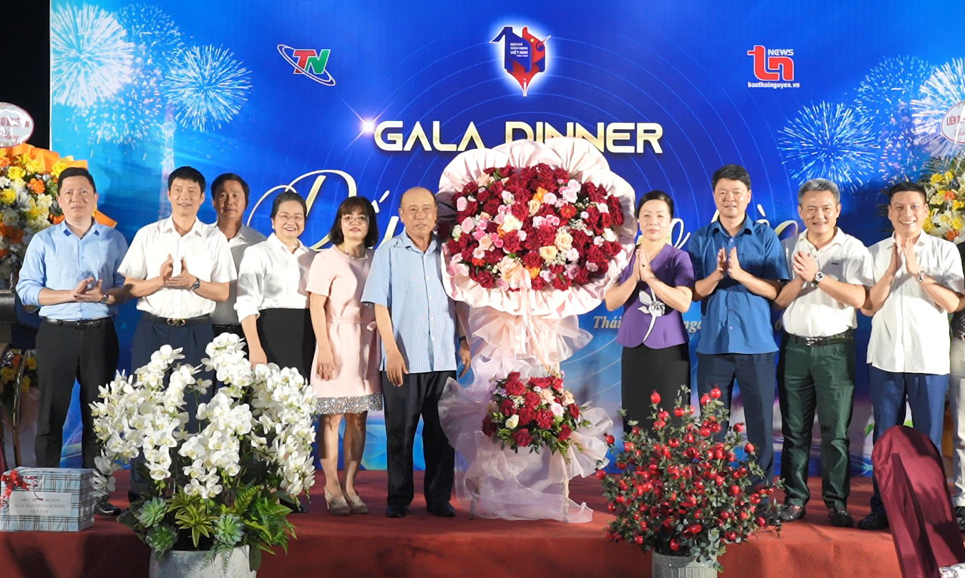 “Dấu ấn giao hòa” hướng tới kỷ niệm 100 năm Ngày Báo chí cách mạng Việt Nam