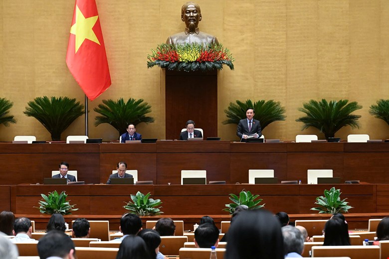 Đoàn chủ tọa điều hành phiên họp chiều 29/5
