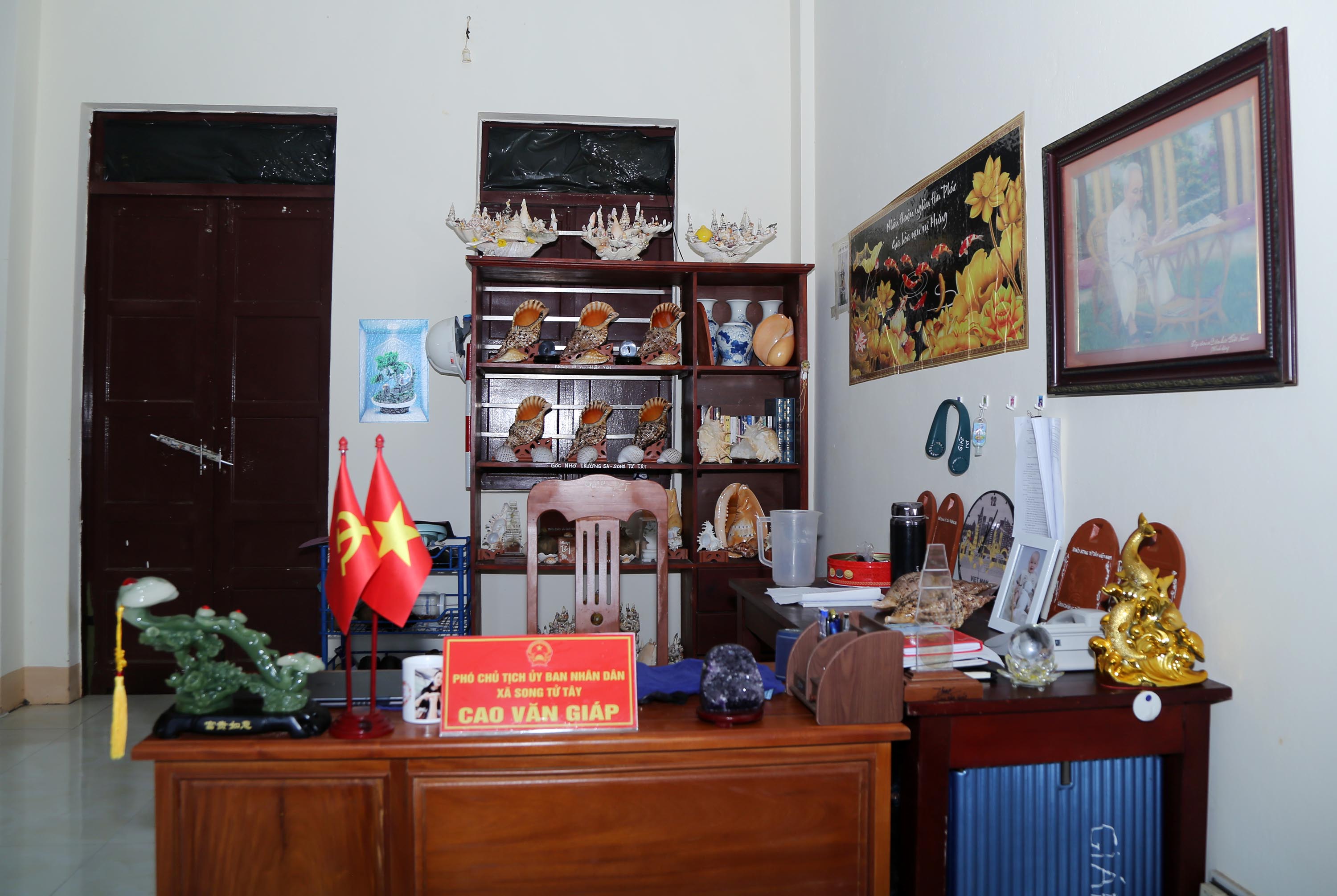 Trái tim người giữ đảo