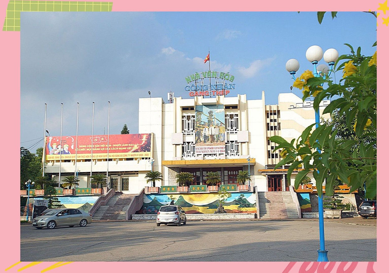 Nhà văn hóa được khởi công xây dựng năm 1989, hoàn thành và đưa vào sử dụng năm 1992, nằm trên địa bàn phường Hương Sơn, TPTN.